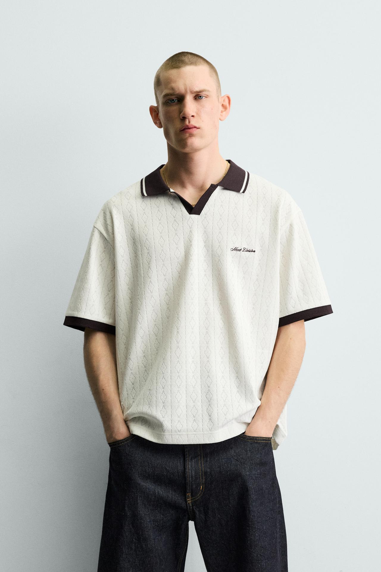EMBROIDERED VERTICAL JACQUARD POLO SHIRT