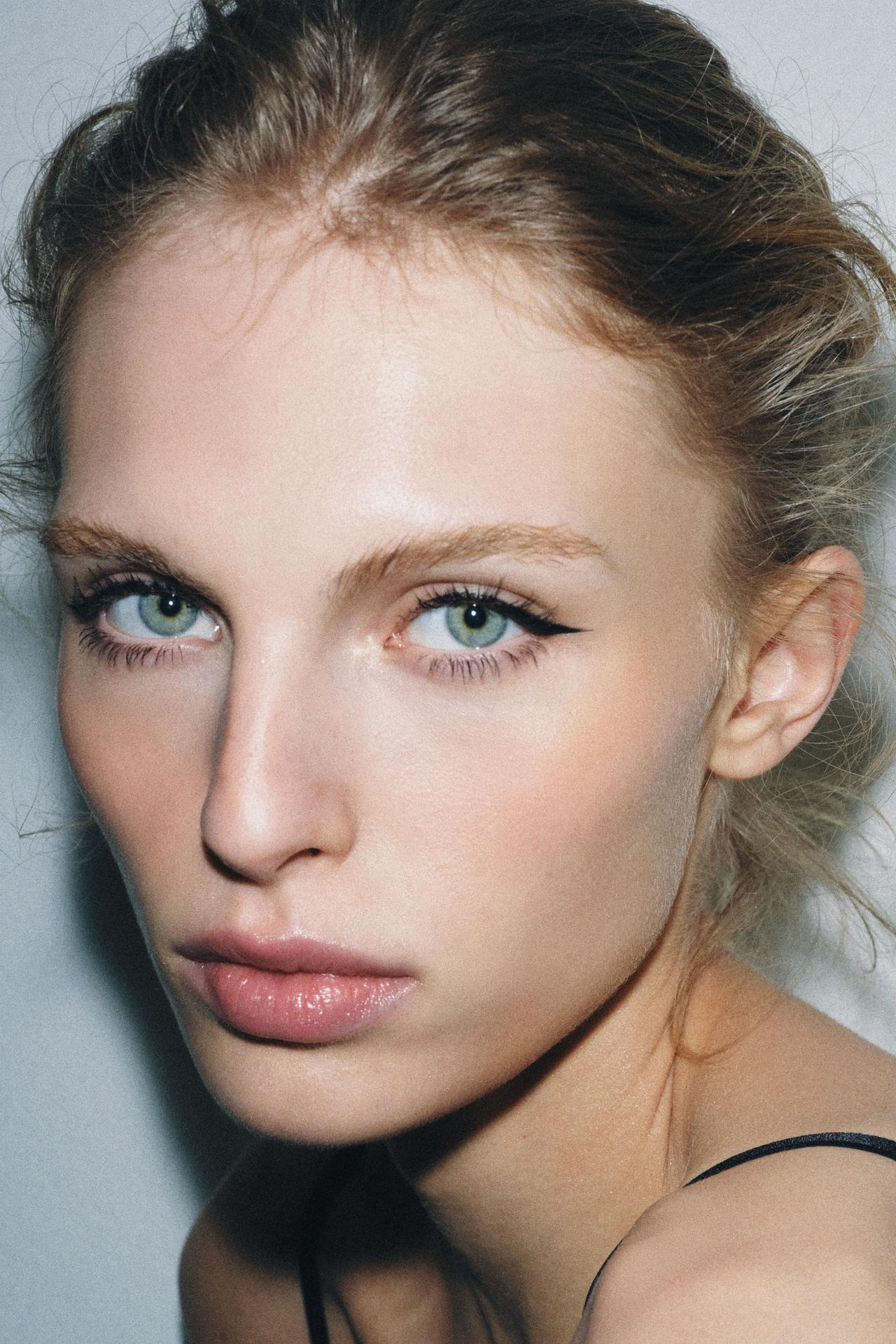 EYEDREAM EYELINER BLACK + CORRECTOR PEN